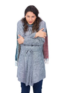 soğuk olarak kış giysileri ile huzurlu güzel model