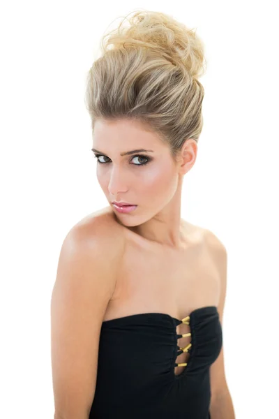 Sexy strenge blonde model met grote kapsel — Stockfoto