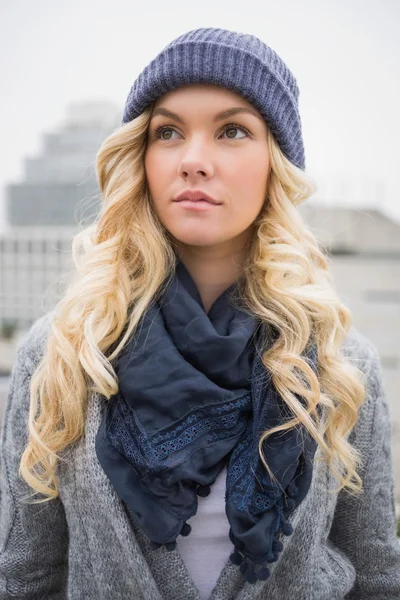 Thoughtful pretty blonde posing outdoors — Stock Photo, Image