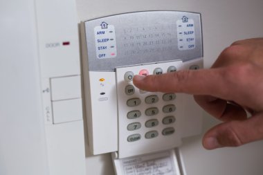 beyaz duvar monteli giriş telefon sistemi