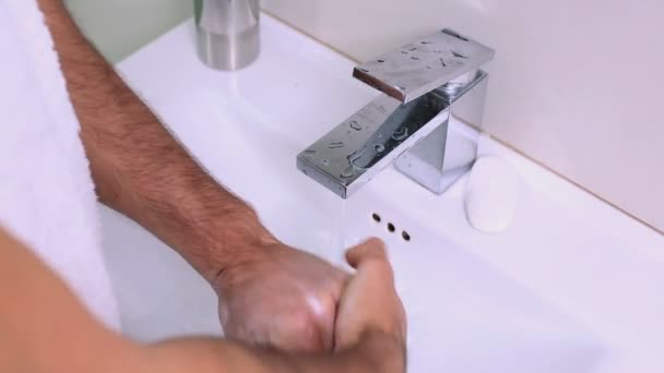 Man washing hands with soap — Stock Video