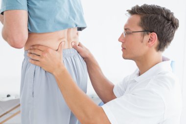 el masaj alt geri jimnastik salonu hastanede mans
