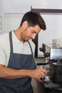 Garson Espresso kahve dükkanında hazırlanıyor