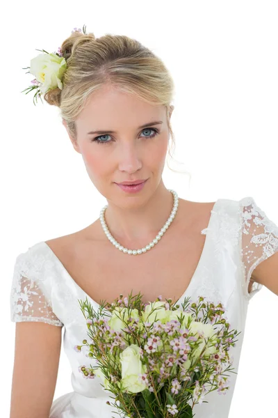 Mariée avec bouquet sur fond blanc — Photo