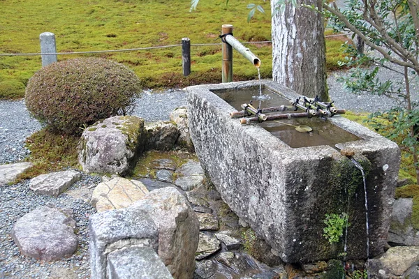 日本の古い寺庭園 — ストック写真