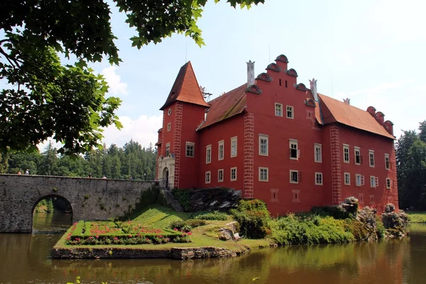 Замок Червена-Лгота, Чехия — стоковое фото