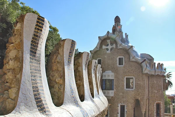 Parc guell, barcelona, spanien — Stockfoto