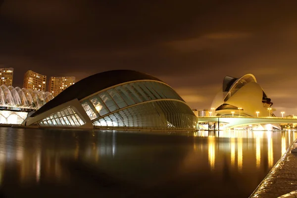 Cidade de Valência à noite, Espanha — Fotografia de Stock