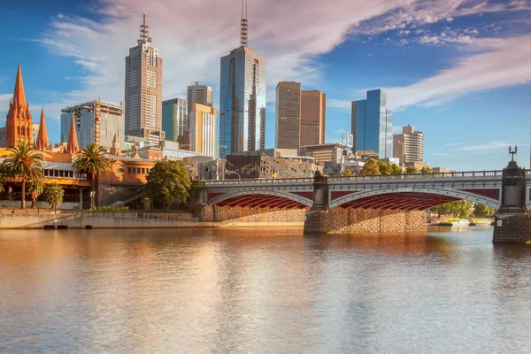 Melbourne skyline — стоковое фото