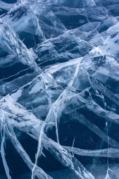 Естественный Лед Трещинами Синий Толстый Лед Белыми Трещинами — стоковое фото