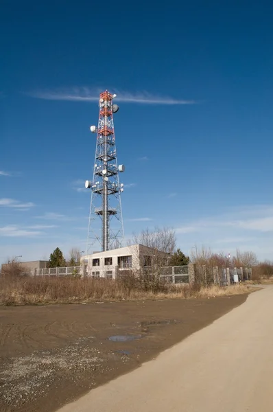 Telekomunikační věž — Stock fotografie