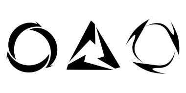 Beyaz zemin üzerinde izole edilmiş 3 siyah geri dönüşüm işareti koleksiyonu.