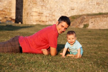 akşamüstü güneşinin keyfini