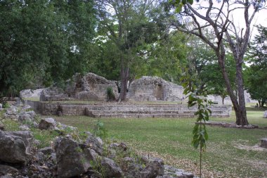 Campeche kalıntıları, Edzn Piramitleri Maya arkeolojik alanı. Campeche, Meksika 28 Aralık 2021