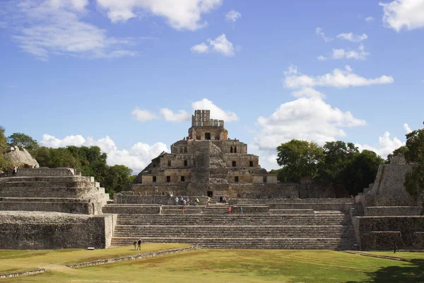 Ερείπια Του Campeche Πυραμίδες Του Edzn Είναι Ένας Αρχαιολογικός Χώρος — Φωτογραφία Αρχείου