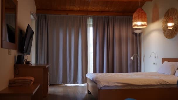 Panning Left Right Comfortable Hotel Room Eco Resort Indoors Wide — Wideo stockowe