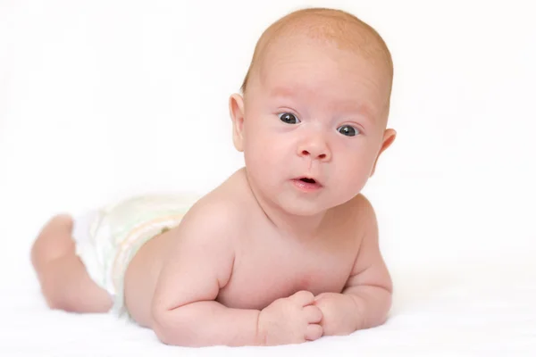 3 maanden oude baby op een witte achtergrond — Stockfoto