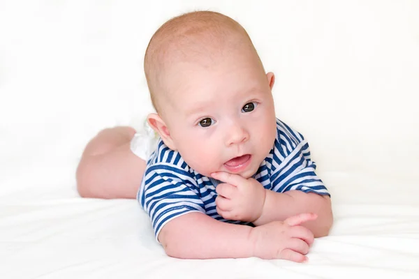 4 månader gammal baby — Stockfoto