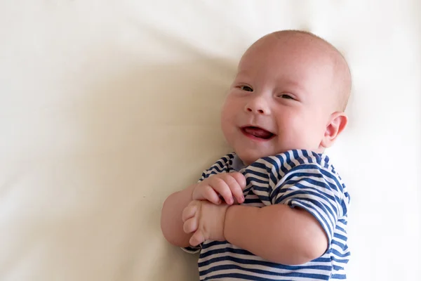 4 maand oude baby — Stockfoto