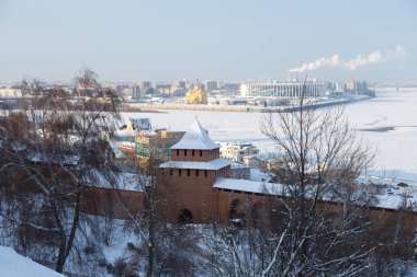 Rusya 'nın Nizhniy Novgorod kentindeki Kremlin' den kış manzarası