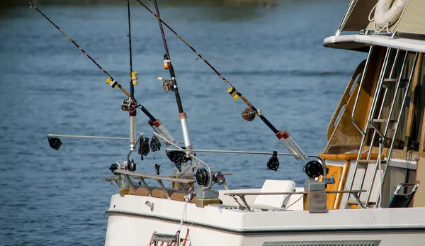 Charter fishing boat with fishing poles — Stock Photo, Image