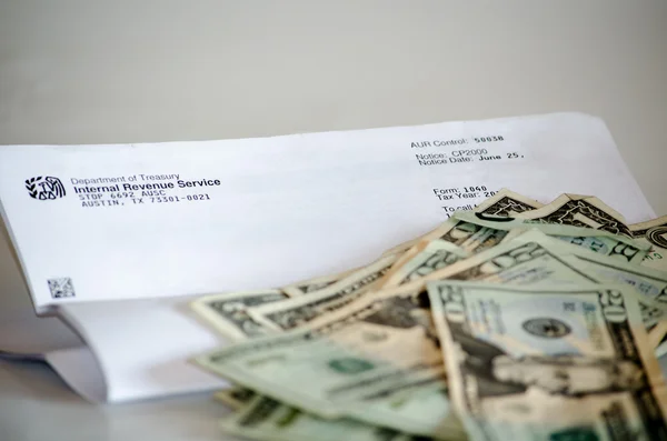 IRS letter wanting money — Stock Photo, Image