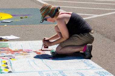 Açık havada güneş altında resim