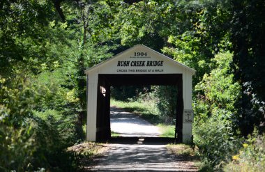 Rush creek kapalı köprü southern Indiana