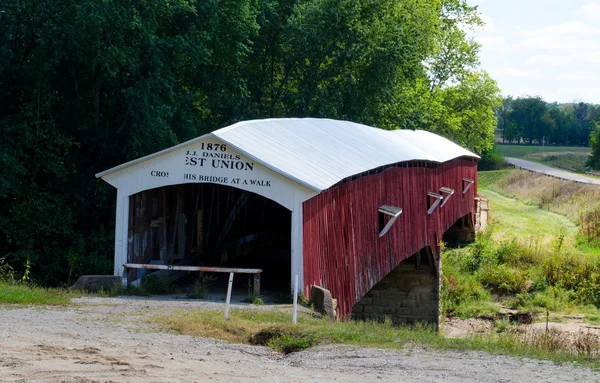 Längsta täckta bron i indiana — Stockfoto