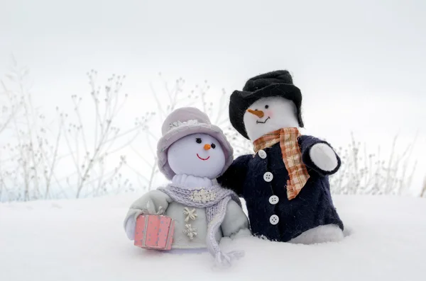 Bonhomme de neige couple amoureux — Photo