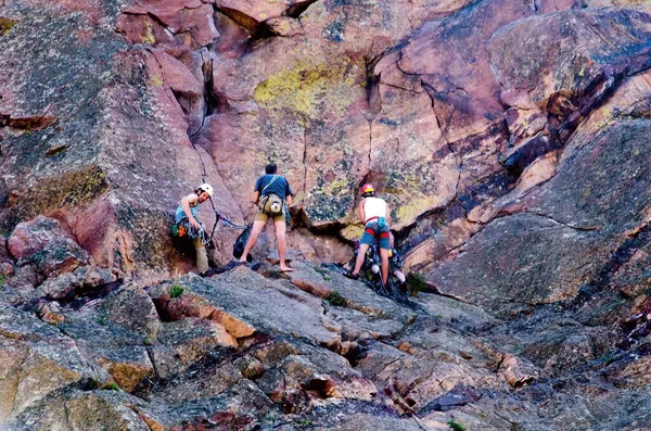 Августа 2014 Года Эльдорадо Пружиняет Колорадо Сша Группа Молодых Скалолазов — стоковое фото