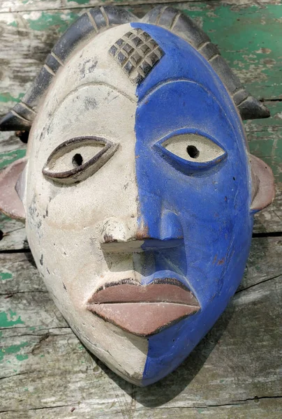 Carved African Mask Painted Blue White — Foto de Stock