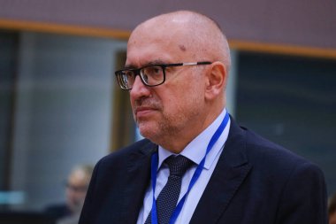 Bakan Mikulas Bek, 20 Eylül 2022 'de Brüksel, Belçika' daki AB genel merkezine bir Genel İşler Konseyi toplantısı için geldi..