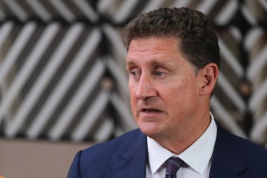 Bakan Eamon RYAN, 9 Eylül 2022 'de Belçika' nın Brüksel kentindeki AB genel merkezinde yükselen enerji fiyatlarına çözüm bulma amaçlı bir AB Enerji bakanları toplantısında.