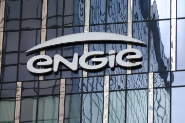 Belçika 'nın Brüksel kentinde 25 Eylül 2022' de Fransız doğalgaz ve enerji grubu Engie 'nin inşasına dış bakış.
