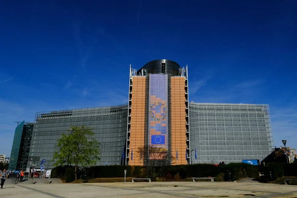 Widok Zewnętrzny Berlaymont Budynek Biurowy Którym Mieści Się Siedziba Komisji — Zdjęcie stockowe