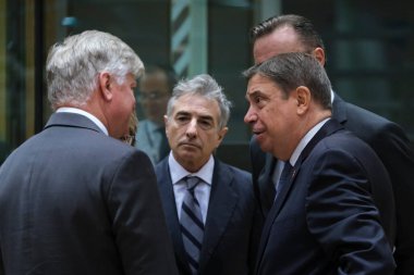 Luis PLANAS PUCHADES, İspanya Tarım, Balıkçılık ve Gıda Bakanı 26 Eylül 2022 'de Brüksel, Belçika' daki AB Tarım ve Balıkçılık Konseyi 'ne katılmak üzere geliyor..