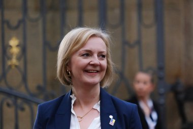Liz TRUSS, Birleşik Krallık Başbakanı 7 Ekim 2022 'de Çek Cumhuriyeti' nin Prag kentinde düzenlenen Avrupa Siyasi Topluluğu Toplantısına katılmak üzere geliyor.