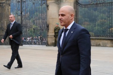 Kuzey Makedonya Başbakanı Dimitar Kovacevsk, 7 Ekim 2022 'de Çek Cumhuriyeti' nin Prag kentinde düzenlenen Avrupa Siyasi Topluluğu Toplantısına katılmak üzere ülkeye geldi..