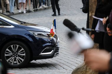 Fransa Cumhurbaşkanı Emmanuel Macron, 6 Ekim 2022 'de Çek Cumhuriyeti' nin Prag kentindeki Avrupa Siyasi Topluluğu Toplantısına katılmak üzere ülkeye geliyor..