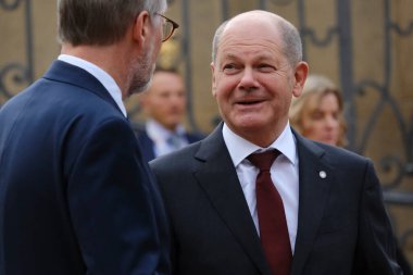 Almanya Başbakanı Olaf Scholz, 6 Ekim 2022 'de Çek Cumhuriyeti' nin Prag kentinde düzenlenen Avrupa Siyasi Topluluğu Toplantısına katılmak üzere ülkeye geldi..