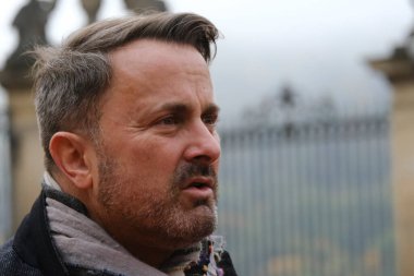 Lüksemburg Başbakanı Xavier Bettel, 7 Ekim 2022 'de Çek Cumhuriyeti' nin Prag kentindeki resmi olmayan devlet başkanları toplantısına katılmak üzere geliyor..