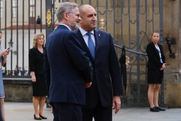 Румен Радев Президент Болгарії Прибув Зустріч Європейського Політичного Співтовариства Празі — стокове фото