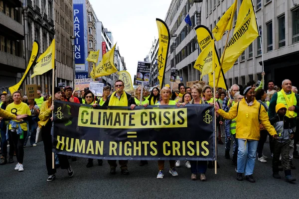 Χιλιάδες Διαδηλωτές Συμμετέχουν Στο Walk Your Future Climate March Ενόψει — Φωτογραφία Αρχείου