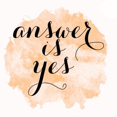 Cevap, soyut renkli arkaplan üzerindeki evet metni.