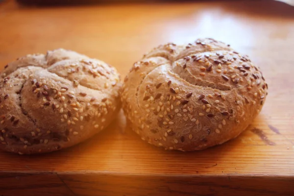 Булочки Свежим Хлебом — стоковое фото