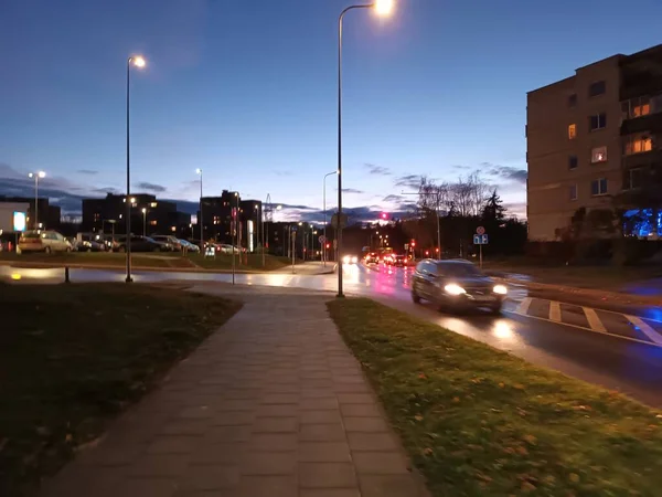 밤에는 리투아니아의 도시를 내려다 — 스톡 사진