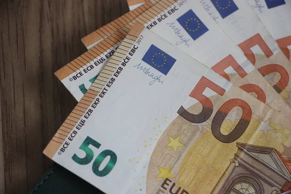 Fünfzig Euro Scheine Auf Einem Tisch Ausgebreitet Geld Finanzierung Geschäftskonzept — Stockfoto