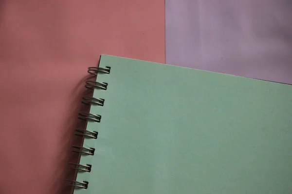 Notebook Com Página Branco Vista Superior — Fotografia de Stock
