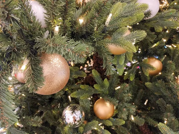 Weihnachtsdekoration Aus Nächster Nähe Blick Auf Den Baum — Stockfoto